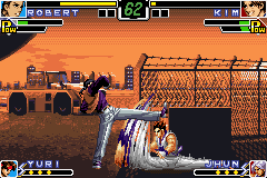 The King of Fighters EX: Neo Blood (Game Boy Advance) screenshot: Kim attacks Robert with his Hangetsu Zan, but he quickly uses the Defense Cancel Attack to annul it.