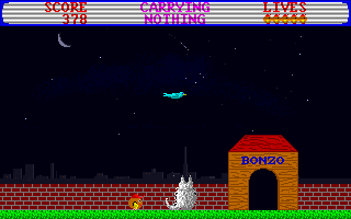 Chuckie Egg II (Amiga) screenshot: The bone distracts the dog.