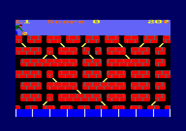 Gatecrasher (Amstrad CPC) screenshot: Starting out