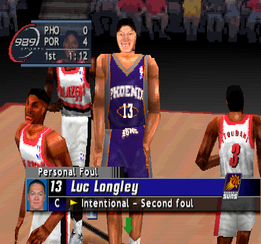 NBA ShootOut 2001 (PlayStation) screenshot: Personal Foul