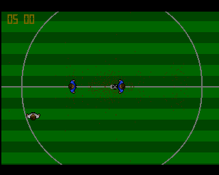 Gary Lineker's Hot-Shot! (Amiga) screenshot: Kick-off.