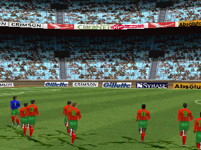 Viva Soccer (PlayStation) screenshot: Players entering the pitch