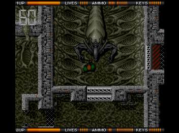 Alien Breed (Amiga) screenshot: Battle with mother alien.