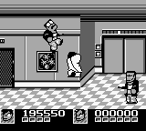 Nekketsu Kōha Kunio-kun: Bangai Rantōhen (Game Boy) screenshot: Dude has a gun.