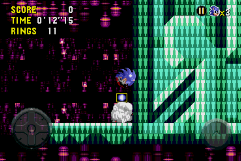 Sonic CD (Android) screenshot: Breaking an item container.
