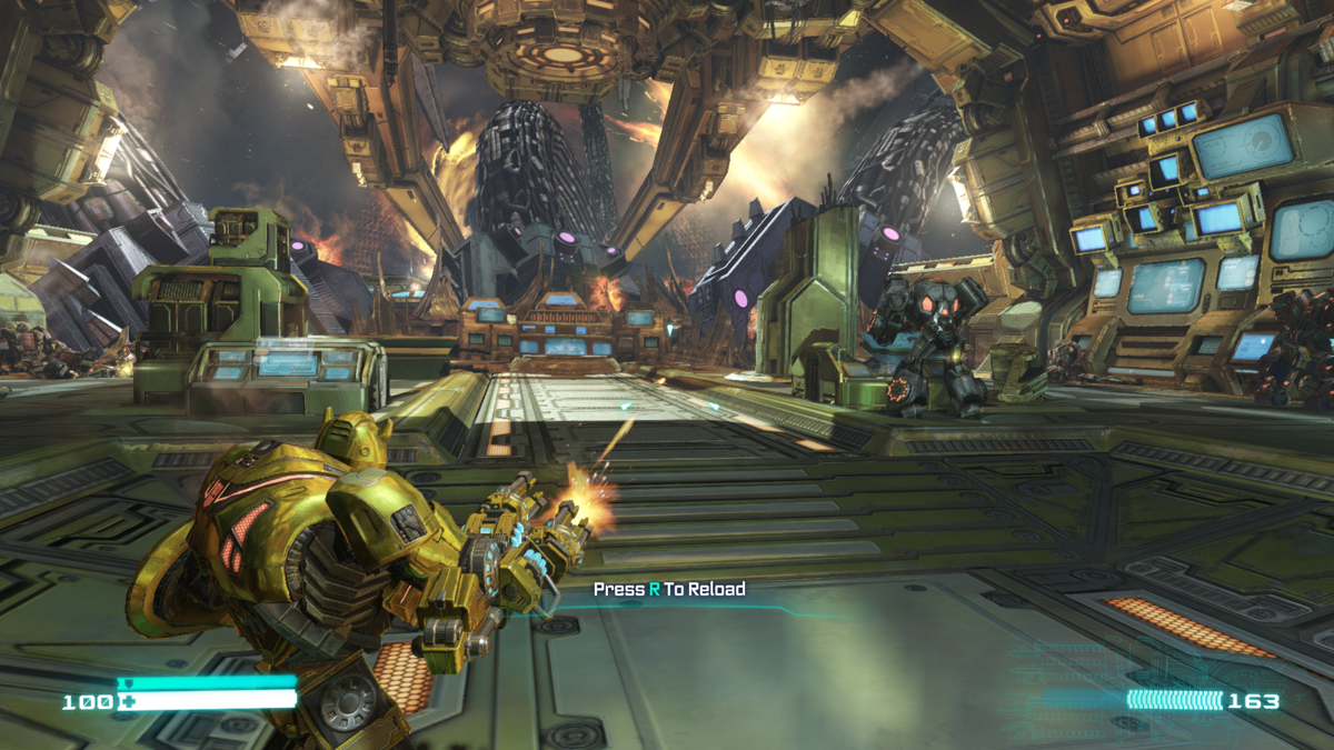 Transformers: Fall of Cybertron (Windows) screenshot: bumblebee shooting first level