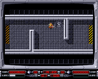 Cyberzerk (Amiga) screenshot: We are about to pick up an extra.