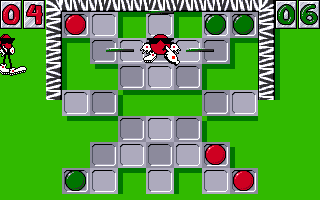 Spot (Amiga) screenshot: He stomps the ground to flip over 3 pieces.