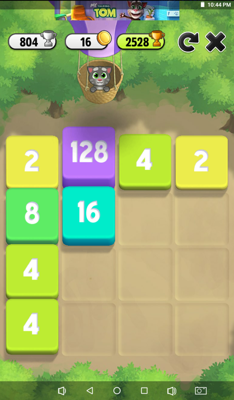 My Talking Tom (Android) screenshot: 2048 mini game: In this game you must add up the pair numbers to win coins.