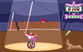 Fiendish Freddy's Big Top O' Fun (Amiga) screenshot: Juggling.