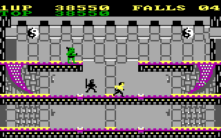 Bruce Lee (PC Booter) screenshot: In the bowels of the temple (PCjr)