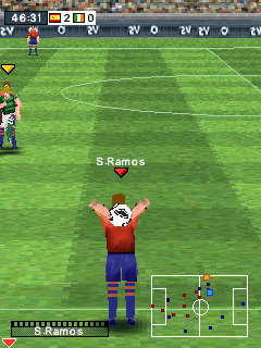 Real Soccer 2008 3D (J2ME) screenshot: Throw in