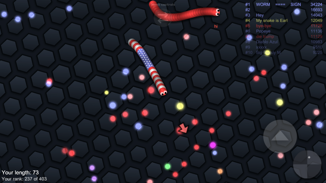 slither.io (iPhone) screenshot: Dot-eating action!