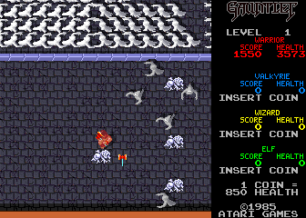 Gauntlet (Arcade) screenshot: Lairs