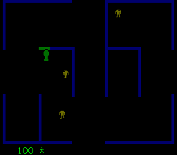 Berzerk (Arcade) screenshot: Don't touch the walls.