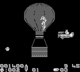 Bubsy II (Game Boy) screenshot: In plane I must avoid flying enemies