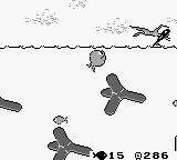 Fish Dude (Game Boy) screenshot: Bird catches me