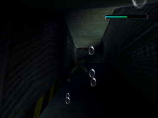 Tomb Raider: Chronicles (PlayStation) screenshot: Swimming underwater.