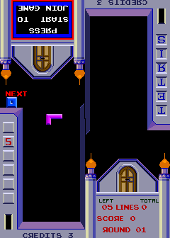 Tetris (Arcade) screenshot: Here come the pieces.