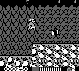 Adventure Island II (Game Boy) screenshot: Bat in cave
