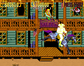Sunset Riders (Arcade) screenshot: Boss on horse