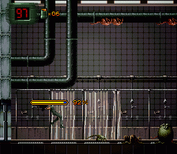 Alien³ (SNES) screenshot: Hit by crawler