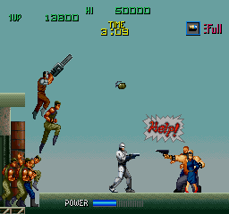 RoboCop (Arcade) screenshot: Jumping guy with chainsaw