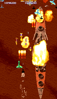 19XX: The War Against Destiny (Arcade) screenshot: Red sea