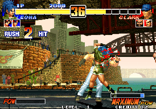 The King of Fighters '96 (Arcade) screenshot: Bloody wrestling