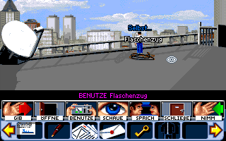 Das Telekommando kehrt zurück (Amiga) screenshot: Fixing the satellite dish.