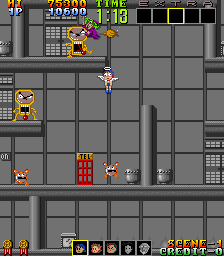 Psychic 5 (Arcade) screenshot: Killed by a clock.