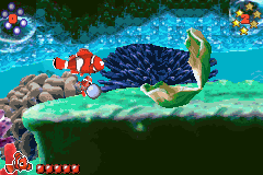 Disney•Pixar Finding Nemo (Game Boy Advance) screenshot: To get pass an oyster, Nemo must put a pearl in it so it closes.