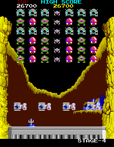 Return of the Invaders (Arcade) screenshot: Level 3 - These move only vertically