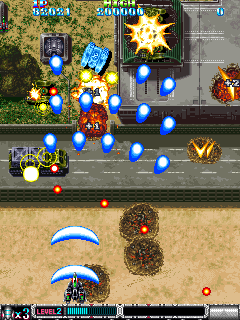 Batsugun (Arcade) screenshot: Some small explosions
