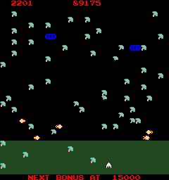 Millipede (Arcade) screenshot: Nearly killed it.
