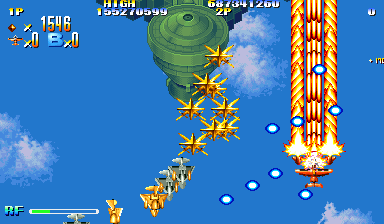 Giga Wing (Arcade) screenshot: In the skies