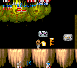 Black Tiger (Arcade) screenshot: Boss fight