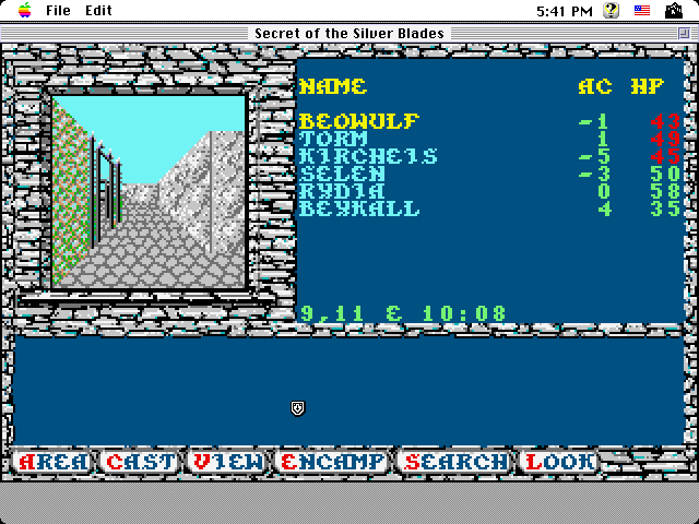 Secret of the Silver Blades (Macintosh) screenshot: Exploring the area near the Well of Knowledge (color)