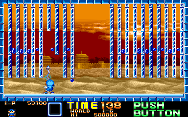 Super Buster Bros. (Arcade) screenshot: Ok, weird level