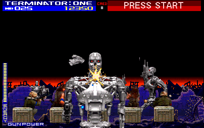 Terminator 2: Judgment Day (Arcade) screenshot: Terminator at close quarters