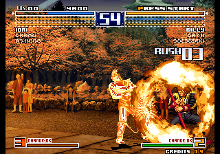 The King of Fighters 2003 (Arcade) screenshot: Using fire.