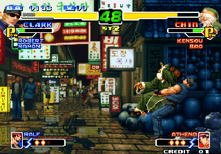 The King of Fighters 2000 (Arcade) screenshot: Old Chin has troubles