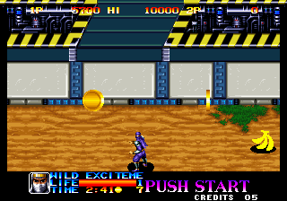 Ninja Commando (Arcade) screenshot: Into the hideout.