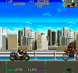 Sly Spy: Secret Agent (Arcade) screenshot: Duck.