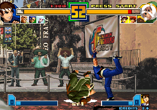 The King of Fighters 2001 (Arcade) screenshot: Brutal throw