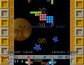 Quarth (Arcade) screenshot: Two-player cooperative game (attract mode)