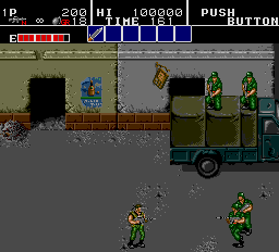 Bloody Wolf (Arcade) screenshot: Shoot the soldiers.