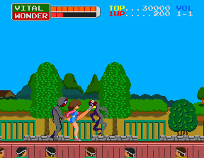 Wonder Momo (Arcade) screenshot: Fighting the monsters.
