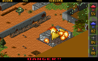 Tanke Da Juezhan (DOS) screenshot: They got my base.