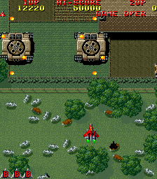 Raiden (Arcade) screenshot: Mind the cattle.